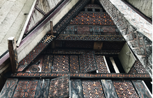 Load image into Gallery viewer, Toraja Wrapping Paper